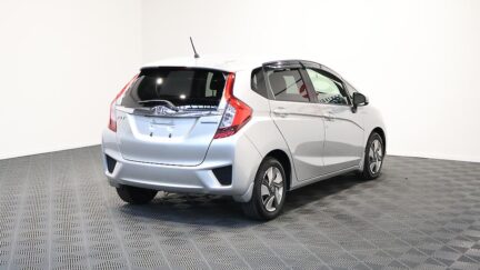 Honda Fit Hybrid F Package image 317901
