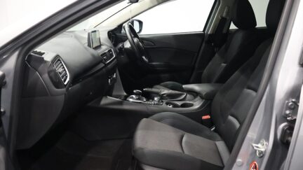 Mazda Axela Hybrid-C image 307336