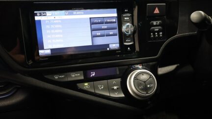 Toyota Aqua  Model, Push Button Start, Reverse Camera image 305760