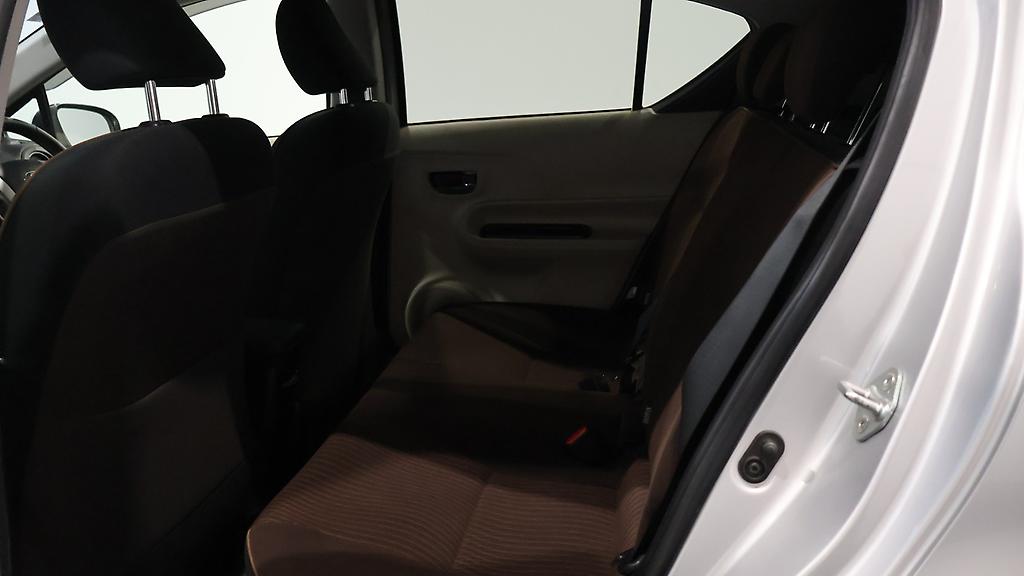 Toyota Aqua S Model, Push Start, Reverse Camera image 305200