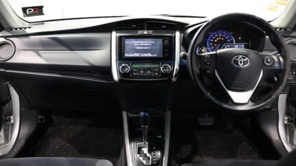 Toyota Corolla G Model, Push Start, Reverse Camera image 307173