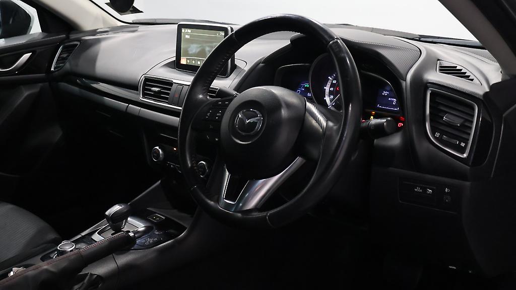 Mazda Axela Hybrid-C image 307340