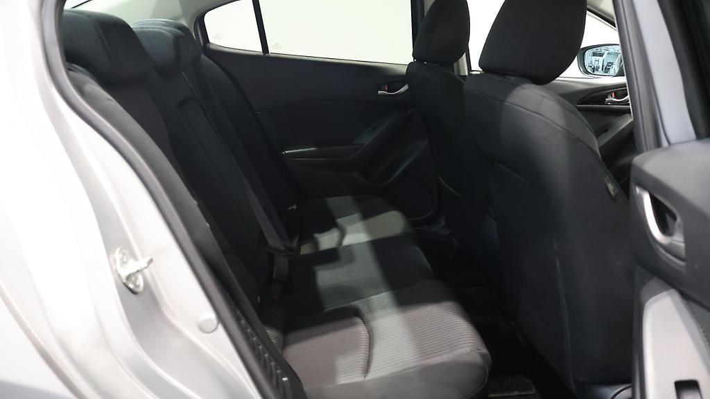 Mazda Axela Hybrid-C image 307338