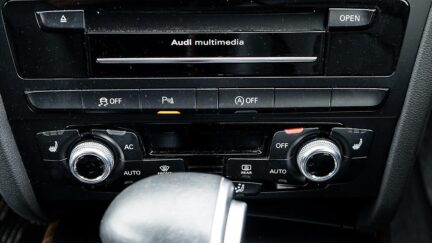 Audi A4 2.0TFSI SE-Package, Full Leather, Heated Seats image 315597