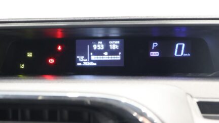 Toyota Aqua S Model, Push Start, Lane Departure Warning – Auto Headlights image 304170