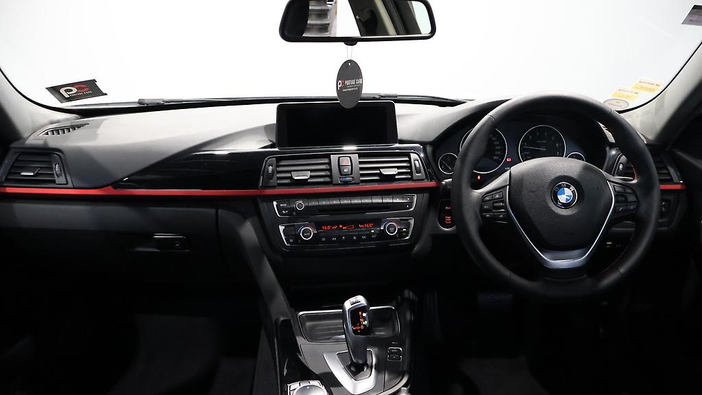 Bmw 320i Sport image 303387