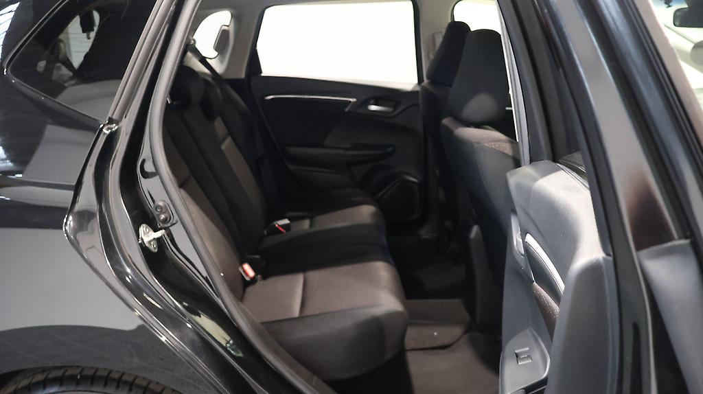 Honda Fit Hybrid Hybrid F-Package image 306050