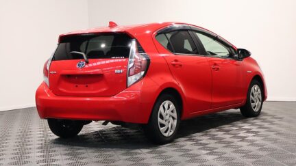 Toyota Aqua  Model, Push Button Start, Reverse Camera image 305748