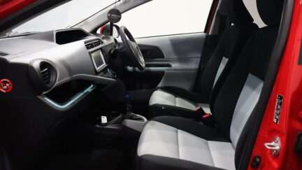 Toyota Aqua S Model, Push Start, Reverse Camera image 306299