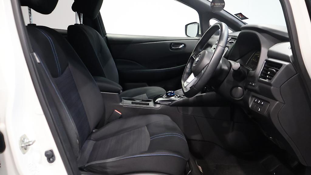 Nissan Leaf X Model 85.88 SOH Cruise Control image 303444