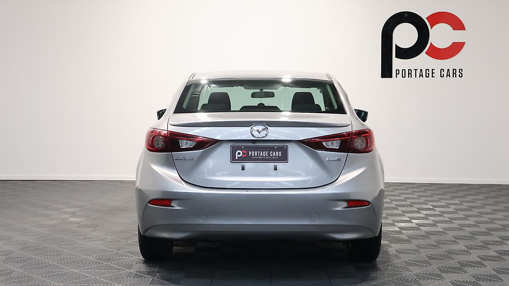 Mazda Axela Hybrid-C image 307333