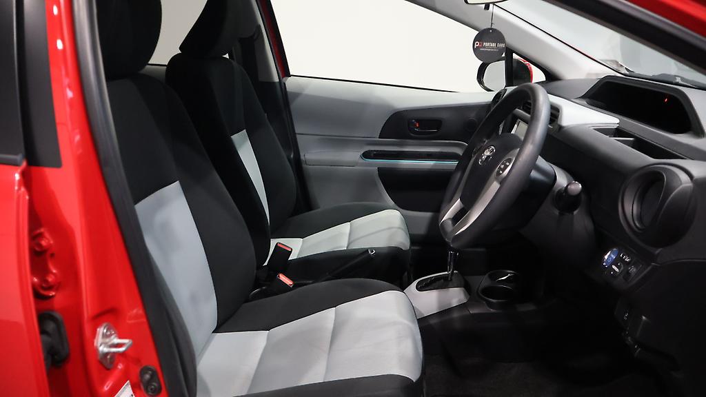 Toyota Aqua S Model, Push Start, Reverse Camera image 306298