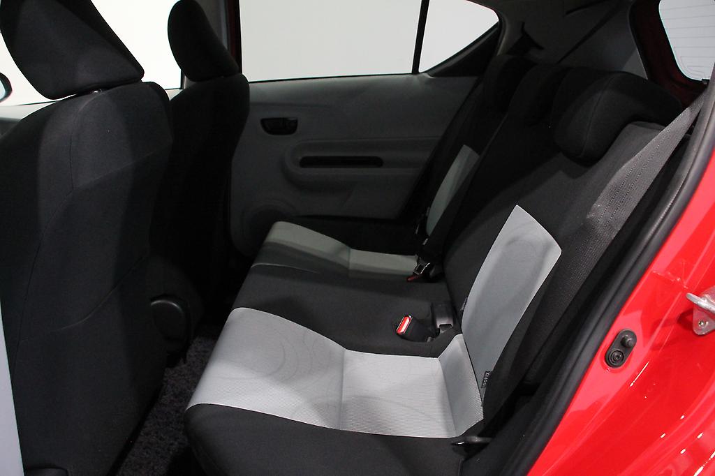 Toyota Aqua S Smart Entry Pkg, Push Start, Reverse Camera, Heated Seats image 308029