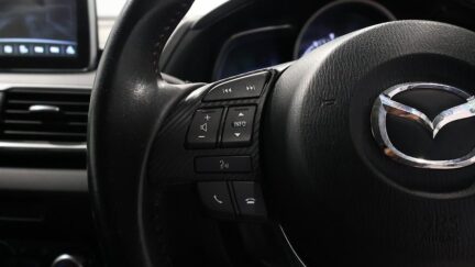 Mazda Axela Hybrid-C image 307341