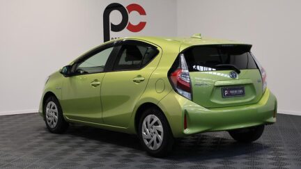 Toyota Aqua S Model, Push Start, Lane Departure Warning – Auto Headlights image 304162