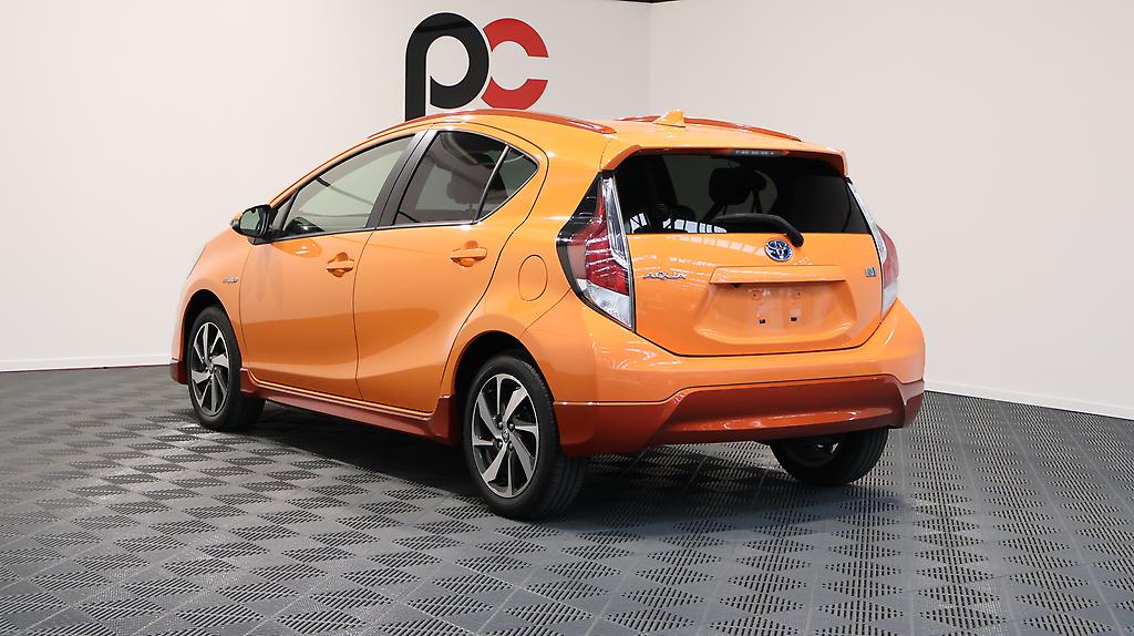 Toyota Aqua X-Urban –  Push Button Start image 304634