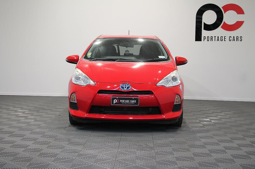 Toyota Aqua S Smart Entry Pkg, Push Start, Reverse Camera, Heated Seats image 308021