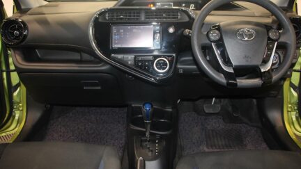 Toyota Aqua S Mdoel, New Shape – Push Button Start, image 307797