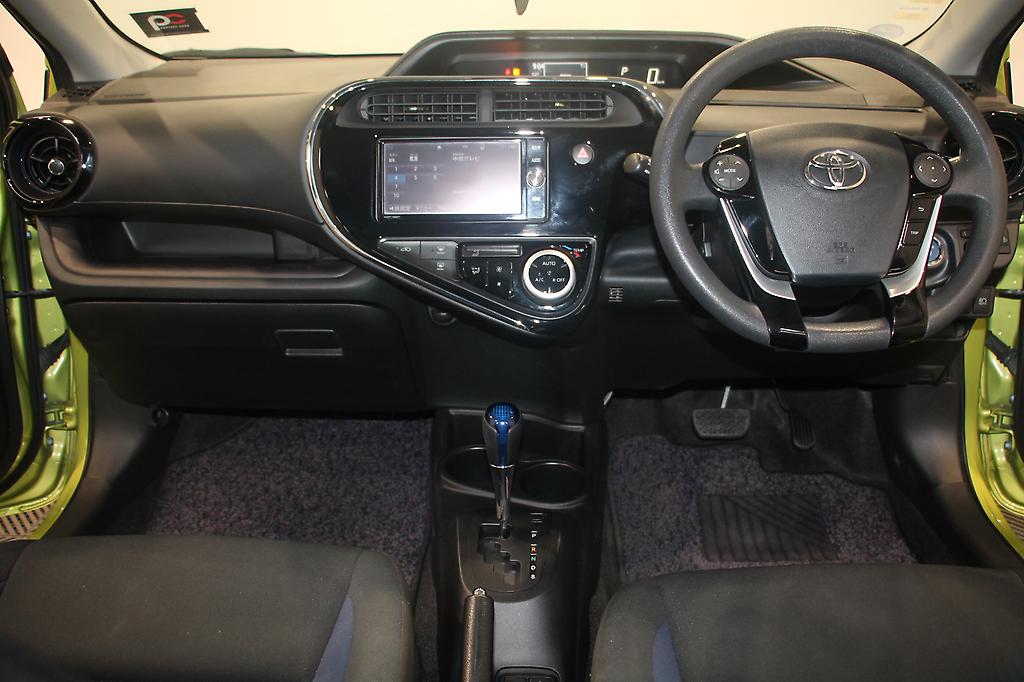 Toyota Aqua S Mdoel, New Shape – Push Button Start, image 307797