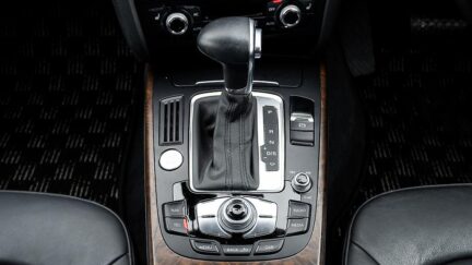 Audi A4 2.0TFSI SE-Package, Full Leather, Heated Seats image 315599