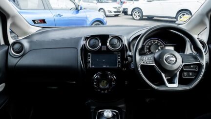 Nissan Note E power, Parking sensor, Push start image 309023