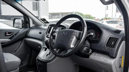 Hyundai Imax 2.5 CRDI AUTO NZ New 8 Seater image 312988