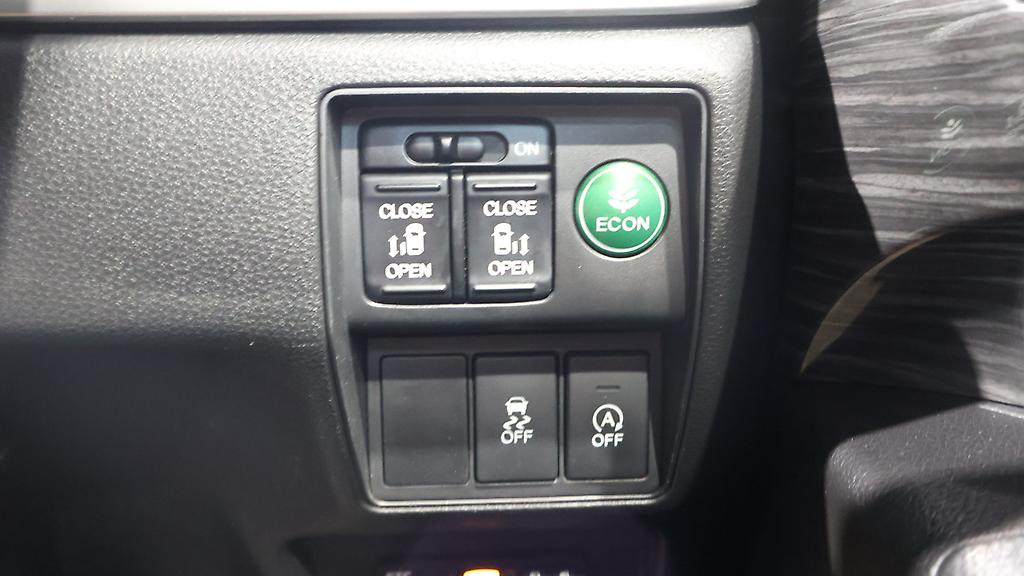 Honda Odyssey Absolute EX image 311680