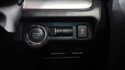 Subaru Xv 2.0i-L Eyesight 4WD Facelift image 310910