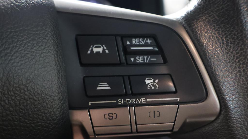 Subaru Xv 2.0i-L Eyesight 4WD Facelift image 310906