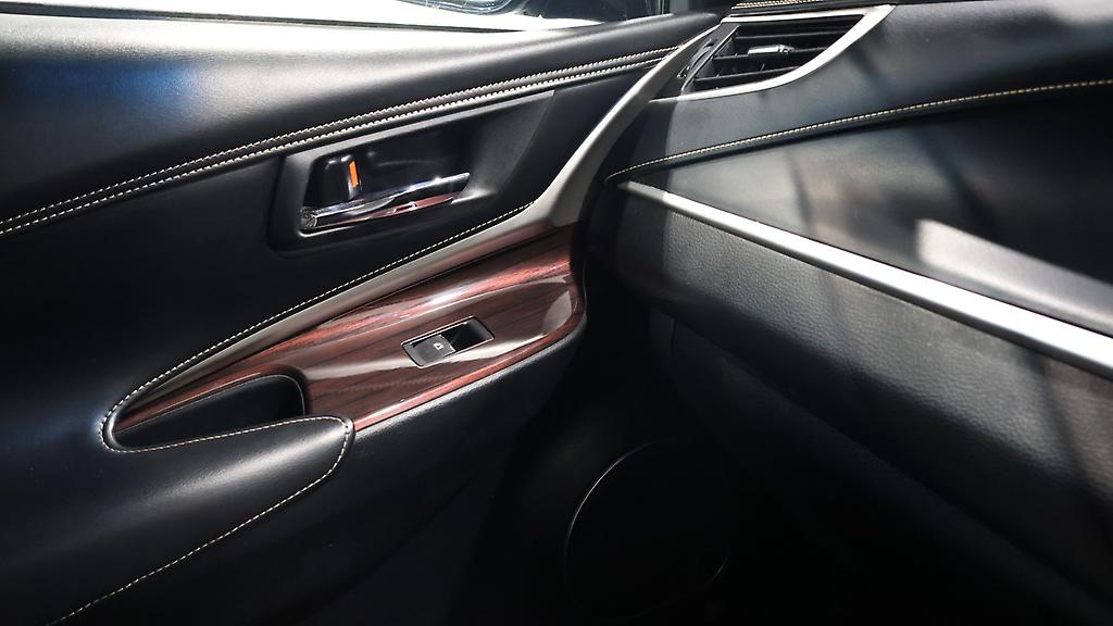 Toyota Harrier Leather, Reverse Camera, NZ Radio image 310338