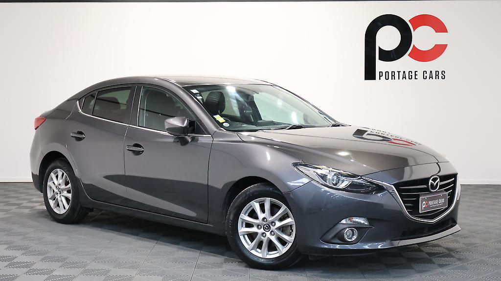 Mazda Axela Hybrid image 310467