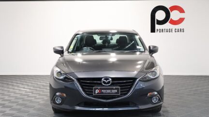 Mazda Axela Hybrid image 310469