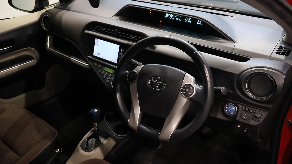 Toyota Aqua Push Button Start image 319108