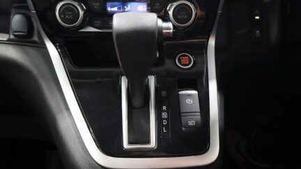 Nissan Serena Hybrid Highway Star Pro-Pilot Edition image 319451