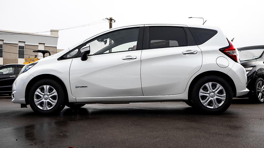 Nissan Note E power, Parking sensor, Push start image 309020