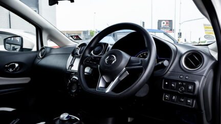 Nissan Note E power, Parking sensor, Push start image 309028