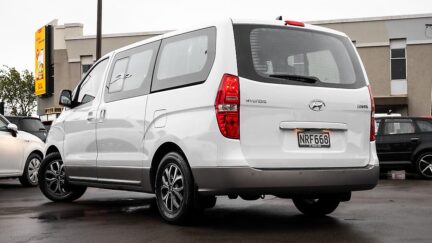 Hyundai Imax 2.5 CRDI AUTO NZ New 8 Seater image 312981