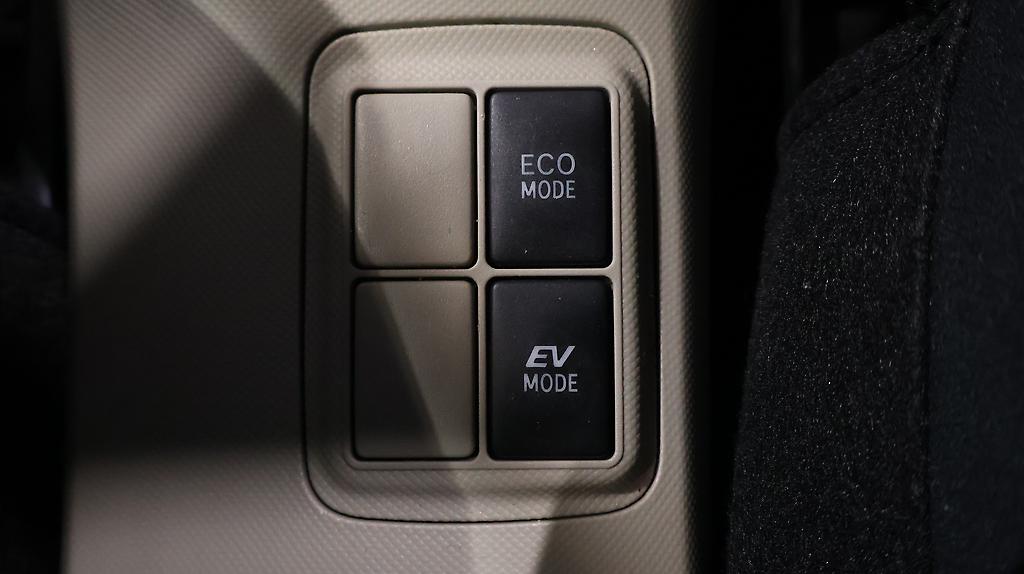 Toyota Aqua Push Button Start image 319121