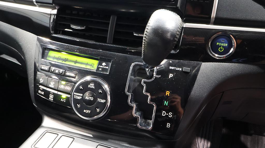 Toyota Estima Aeras 4WD image 316292