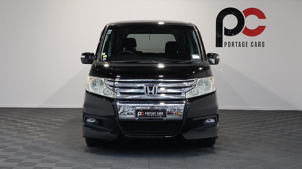 Honda Step Wagon Z Edition image 317294