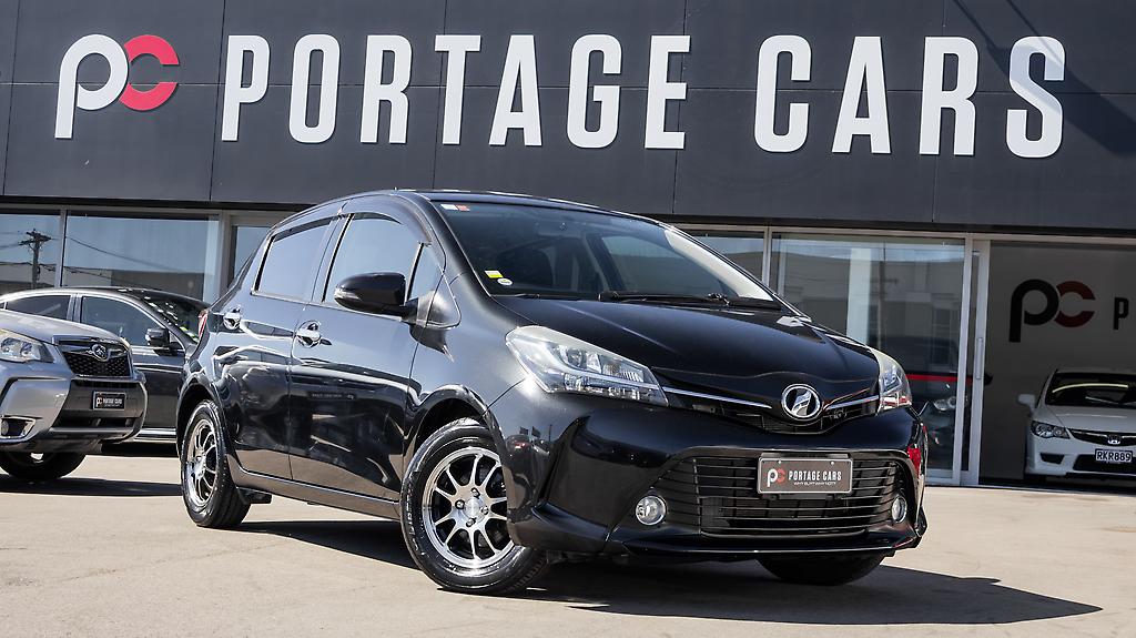 Toyota Vitz F model, Push start image 316871