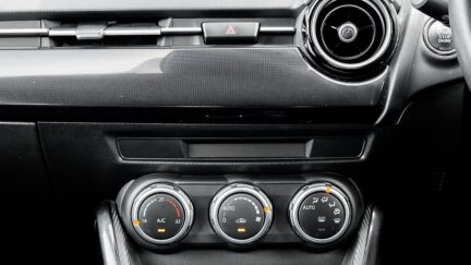 Mazda Demio 13s Skyactiv, Pushbutton image 316717