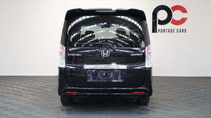 Honda Step Wagon Z Edition image 317296