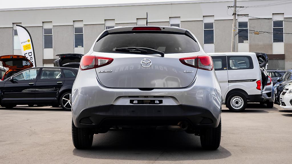 Mazda Demio 13s Skyactiv, Pushbutton image 316701