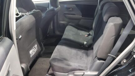 Toyota Prius ALPHA HYBRID image 316072