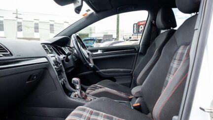 Volkswagen Golf Golf GTI MK7 Tints, Black wheels image 315665