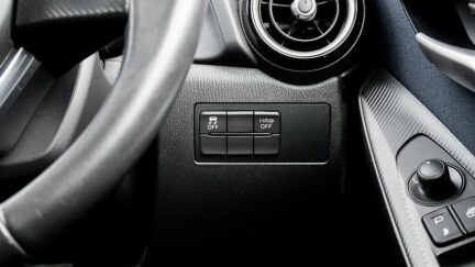 Mazda Demio 13s Skyactiv, Pushbutton image 316709