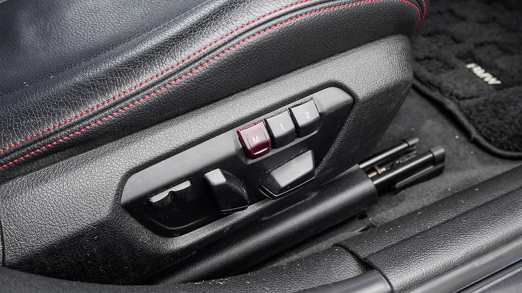 Bmw 320i Leather PKG Sports Tints image 316555