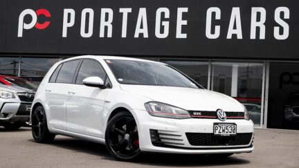Volkswagen Golf Golf GTI MK7 Tints, Black wheels image 315647