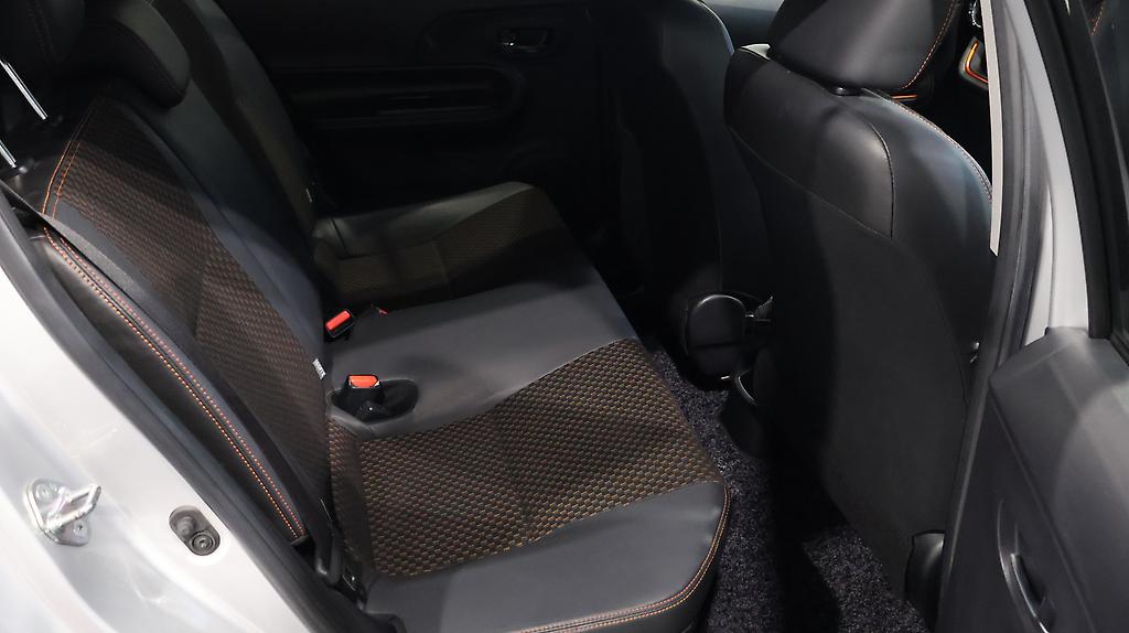 Toyota Aqua X- Urban image 315281